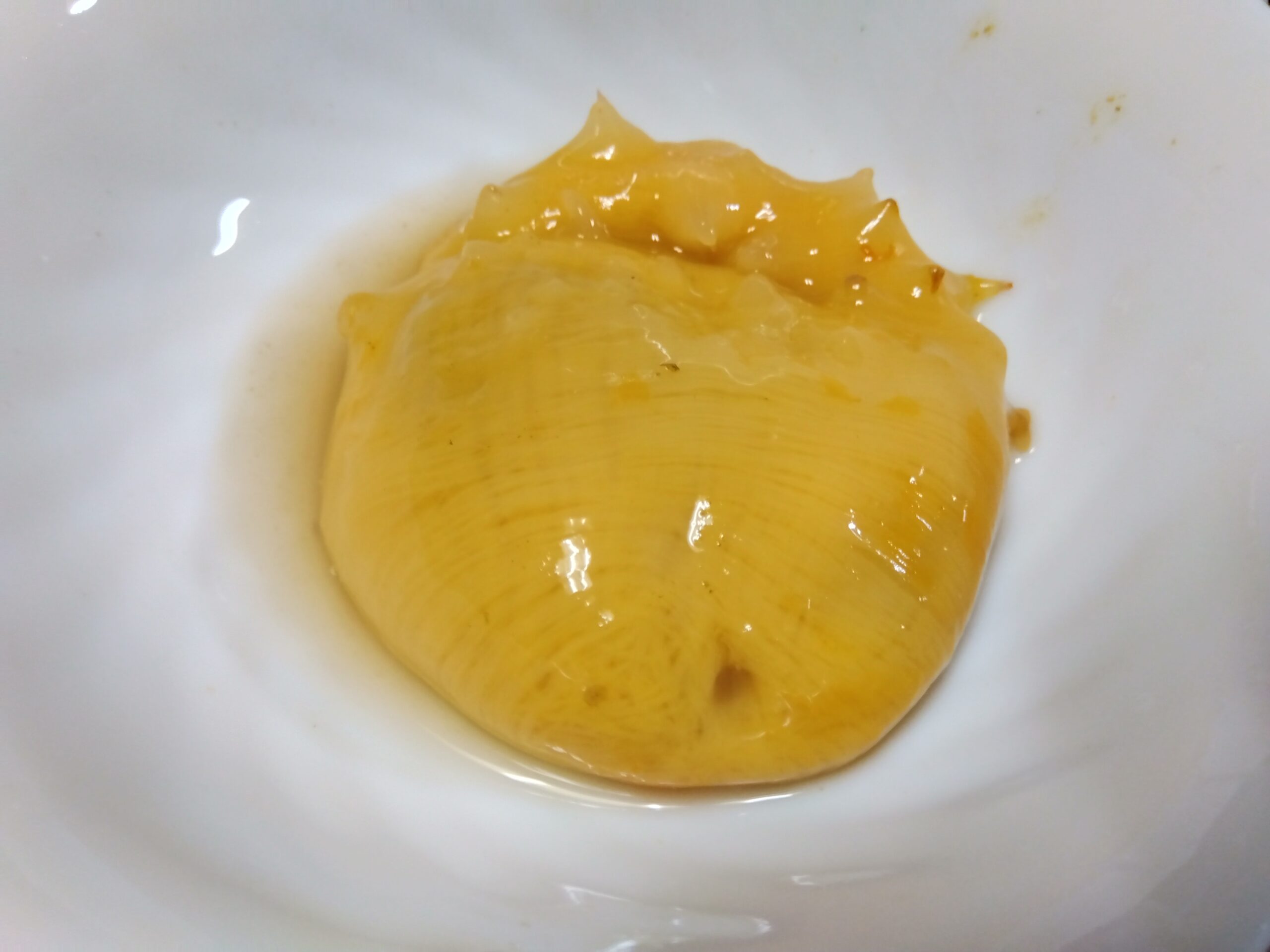 殻から取り出したホヤの身