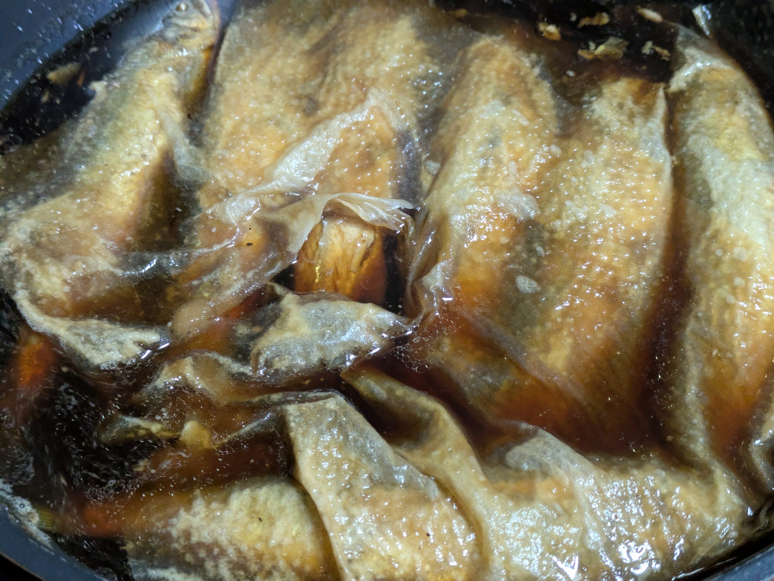鮎の甘露煮を煮詰めるときにリードで落としブタ