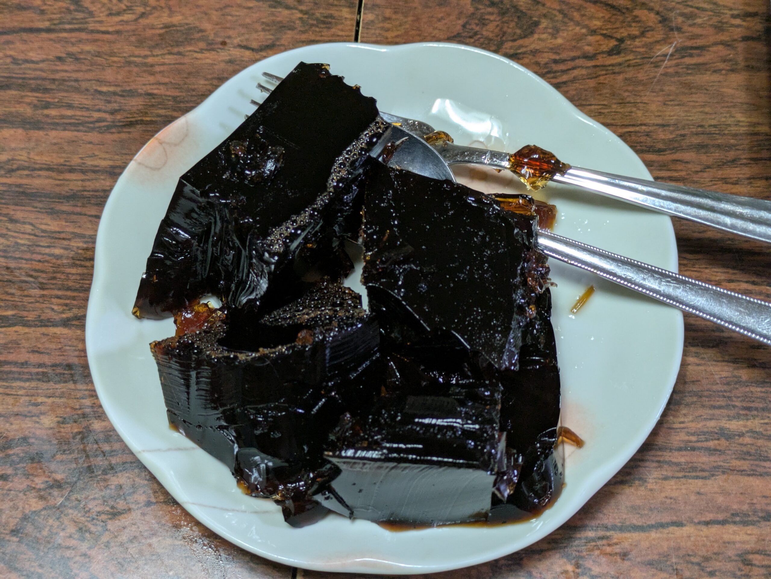 3色キューブポンチに使用するコーヒーゼリー