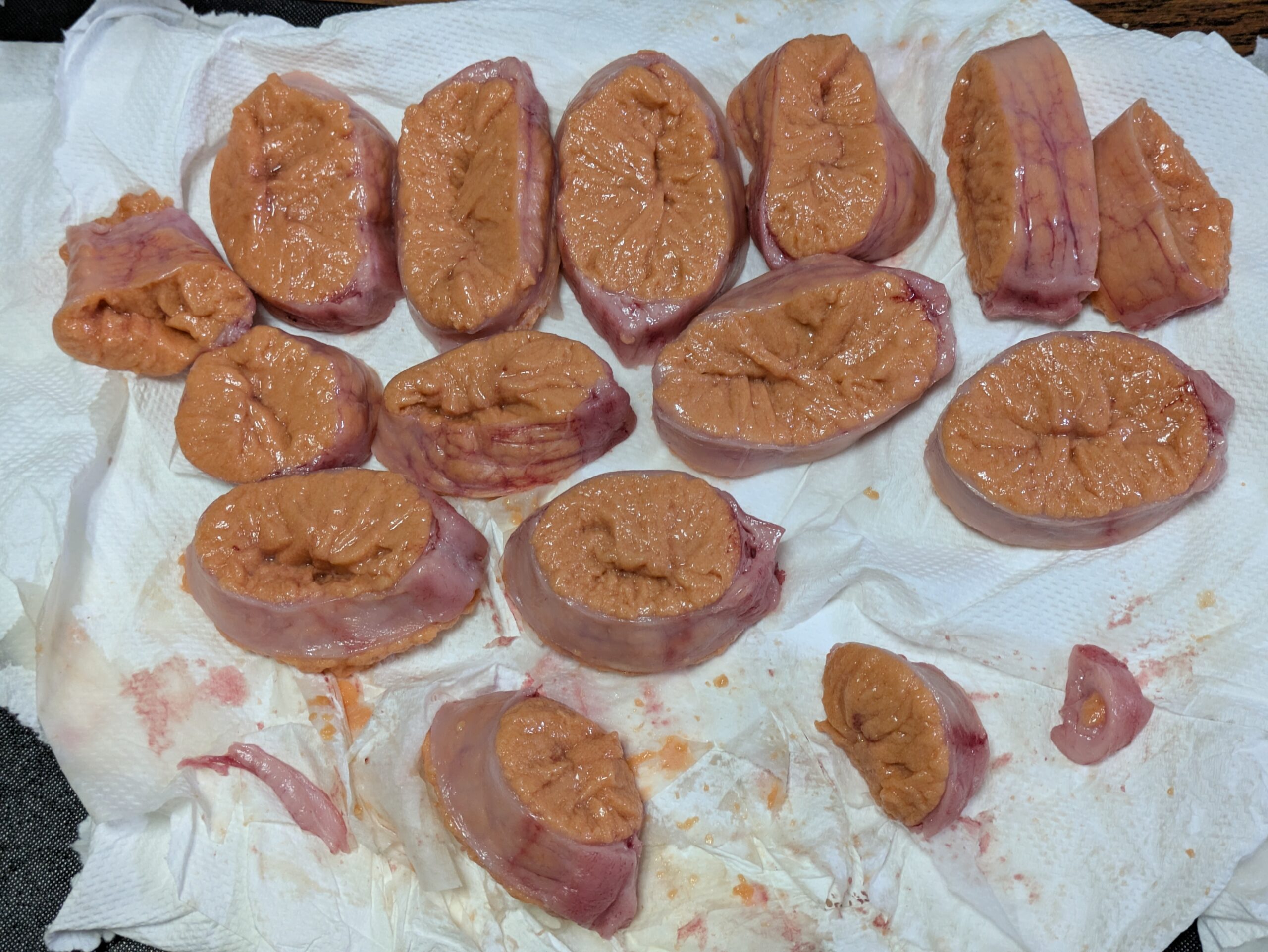 3cmほどに切ったマグロの卵