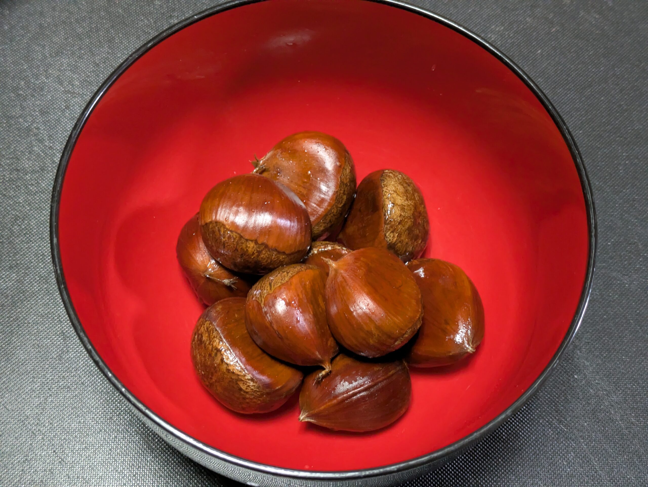 栗ご飯に使う生栗を洗ったところ