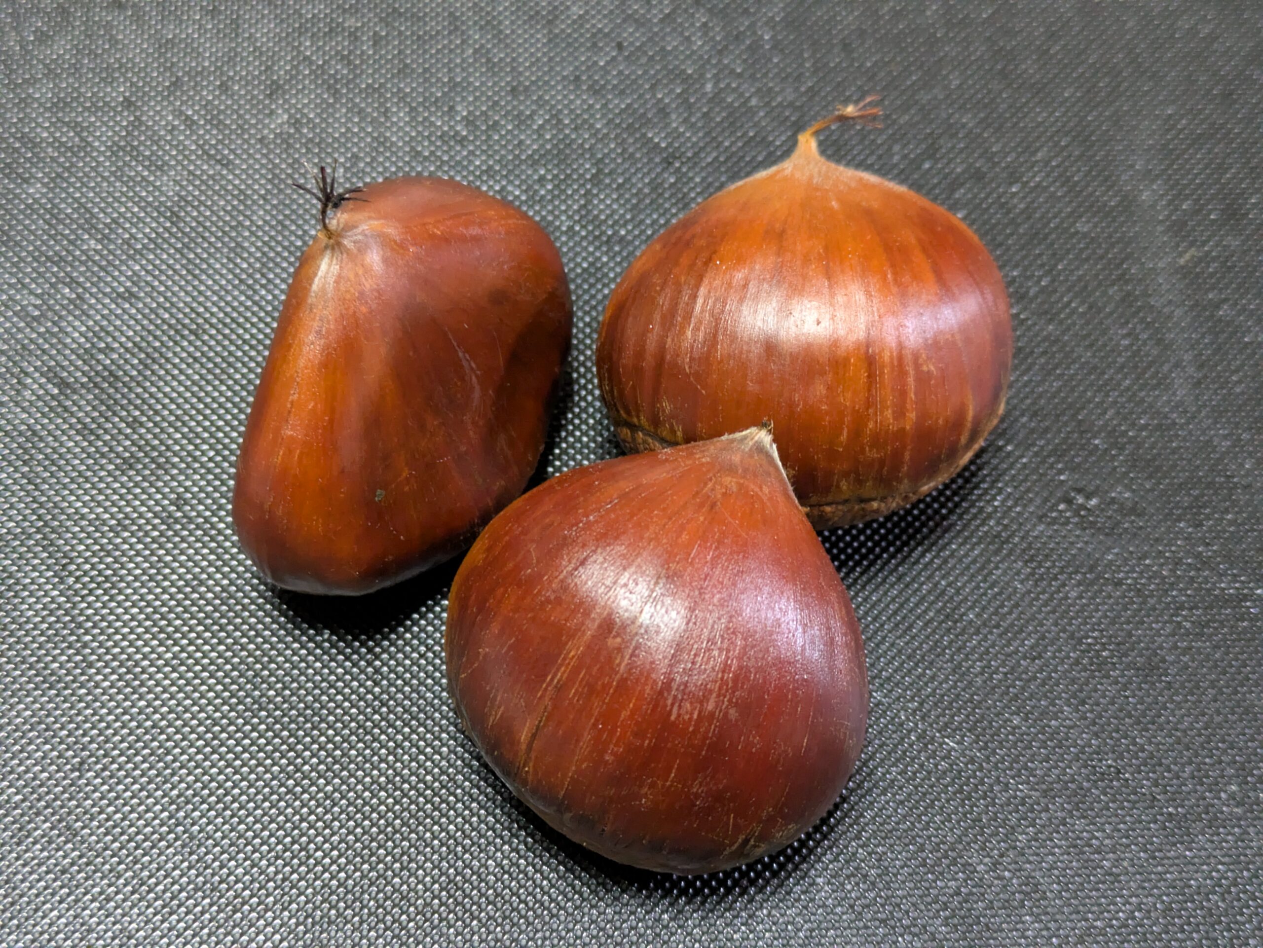 蓮蒸しに使う生栗3個