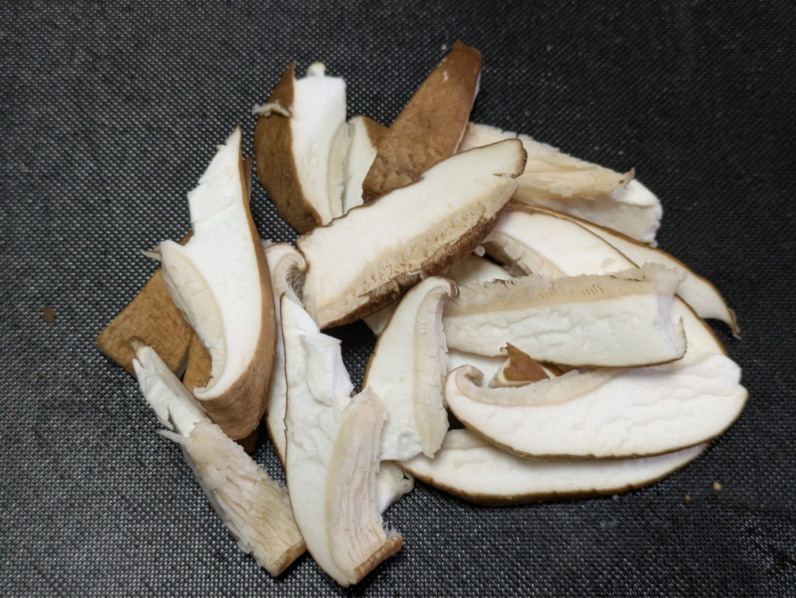薄切りにした百万石椎茸