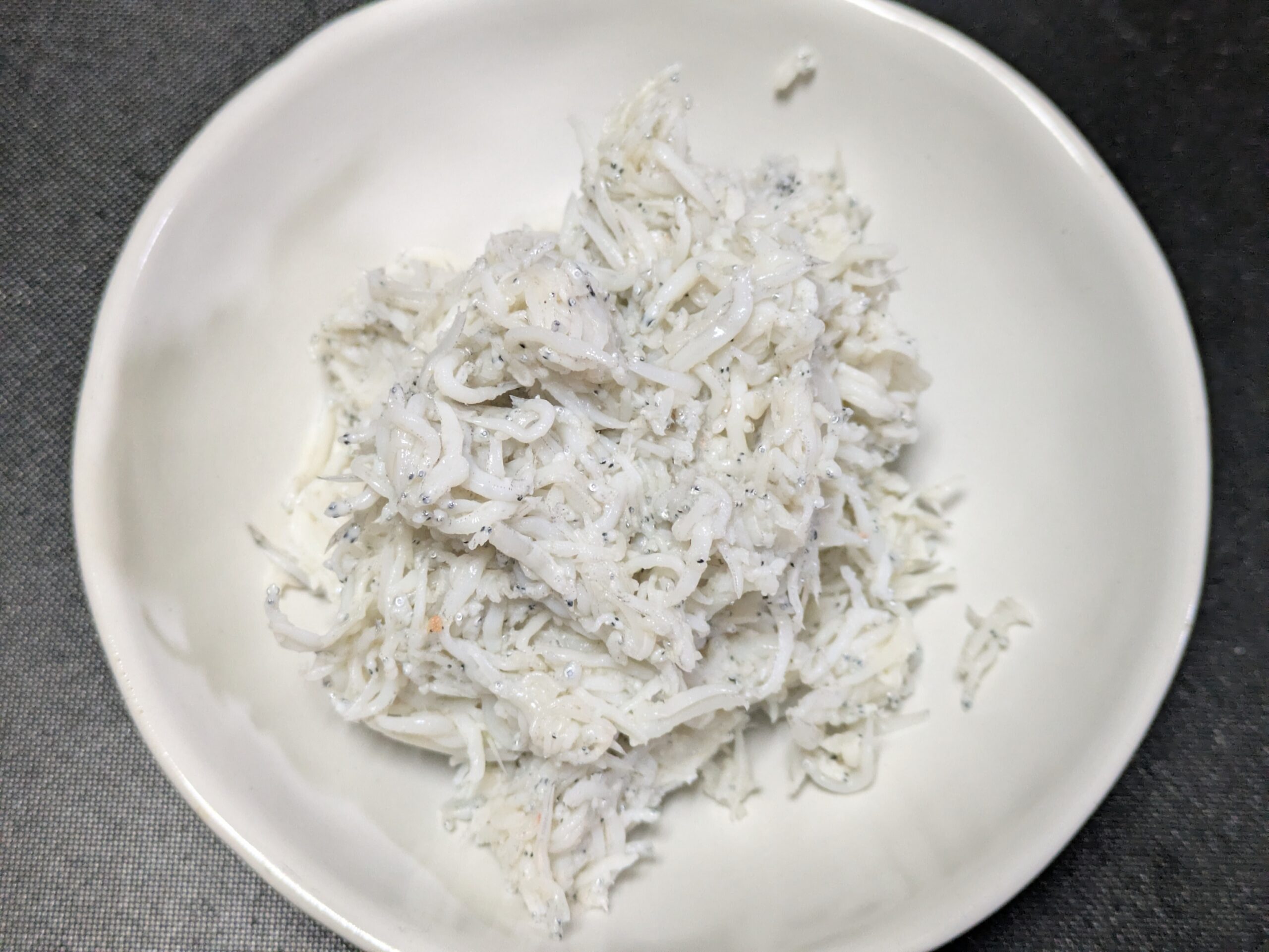 かき揚げの材料に使う釜揚げしらす100g